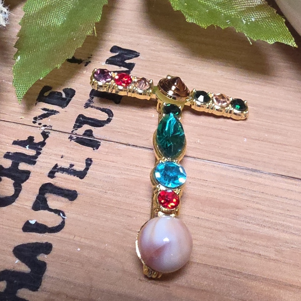 NWOT Letter T Initial Name letter Jeweled Multicolor Brooch Personalized Gift